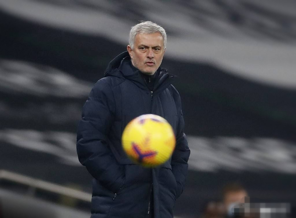 云体育入口今夜利物浦调整名单以备国王杯，主帅复盘环节打磨，赛场秩序良好，临场指挥获称赞的简单介绍